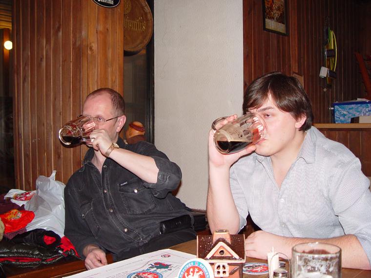 Слушая Джона