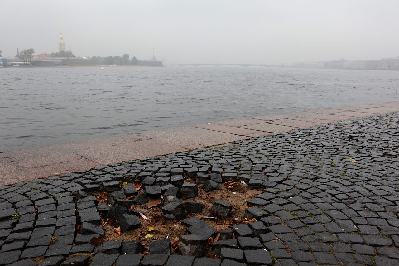 Дырка и Петропавловка