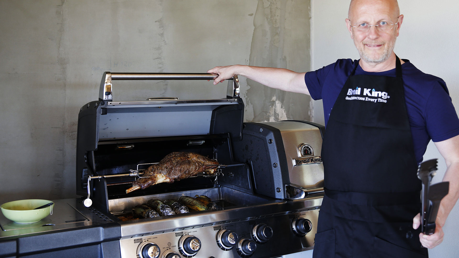 Broil King и баранья лапа