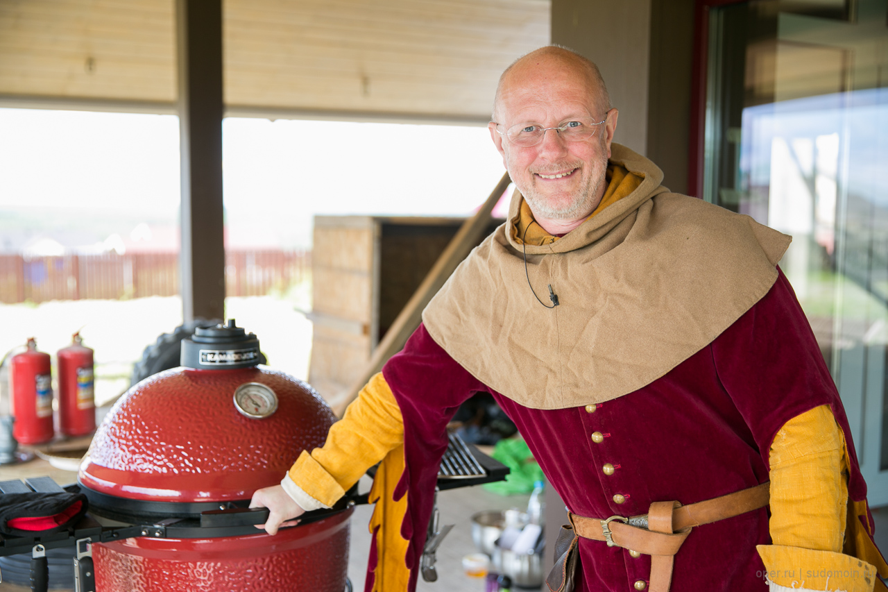 Kamado Joe и средневековая еда